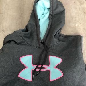 Women’s Under Armour Pullover